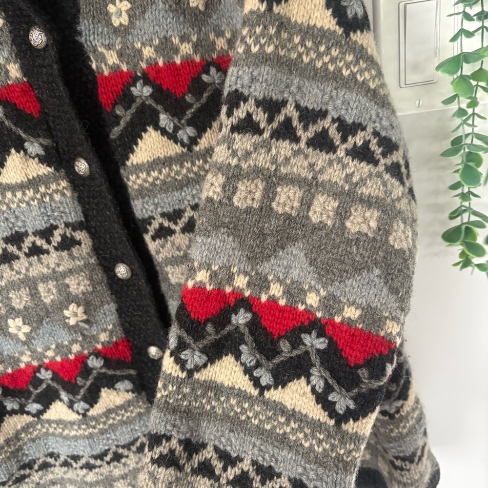 Vintage SKYR 100% Wool Nordic Floral Cardigan XL Silver Crest Buttons Cottagecor - Picture 7 of 10